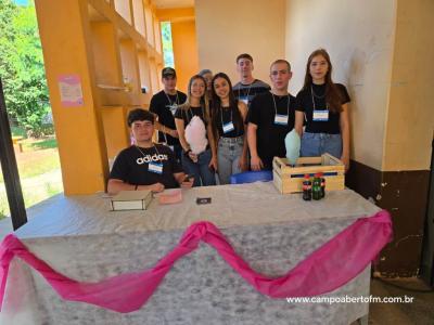 Feira do Empreendedorismo do ColÃ©gio Laranjeiras foi mais um sucesso em vendas e participaÃ§Ã£o